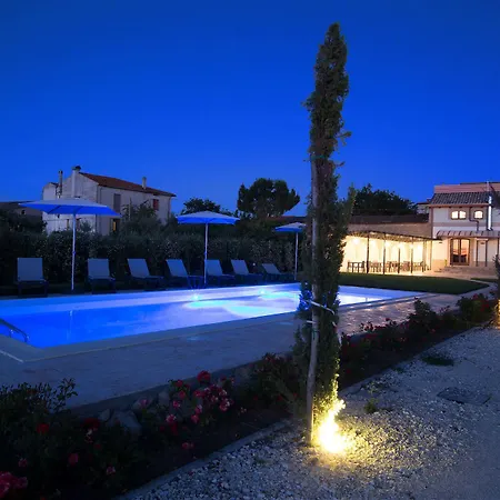 Casale905 אתר נופש 3*